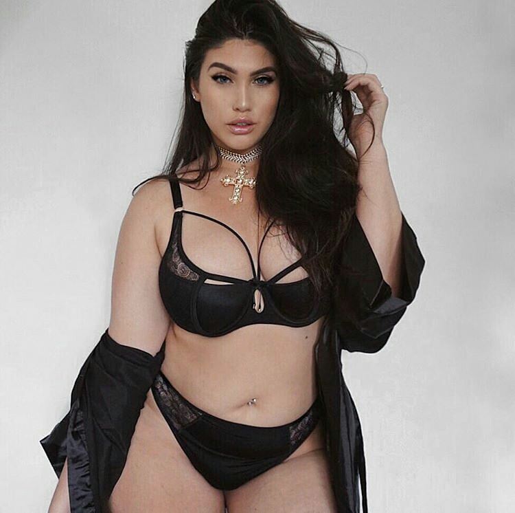 Ronde marseillaise de 34 ans cherche plan hot urgent: appelle pour gémir ensemble! rencontre-Ronde-Marseille