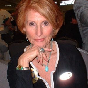 Alice - rencontre-cougar-versailles-M6ng