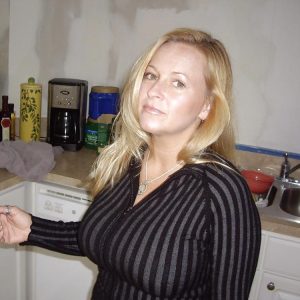 Julia - rencontre-Teen-Reims