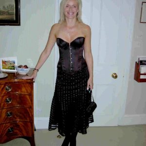 Clémence - rencontre-MILF-Hyères