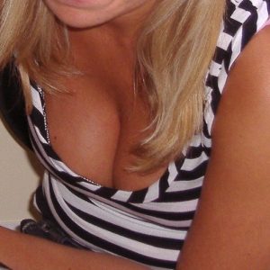 Emilie - rencontre-Libertine-Rezé