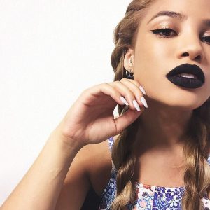 Lucie - rencontre-Teen-Nîmes