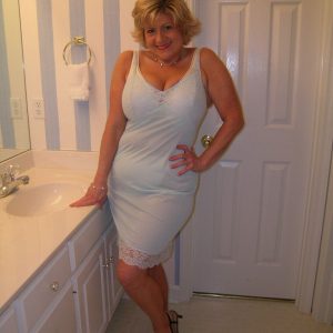 À la recherche de plaisir Nadine - rencontre-Cougar-Mâcon