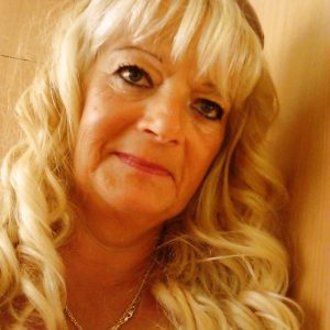 Stéphanie - rencontre-Cougar-Nantes