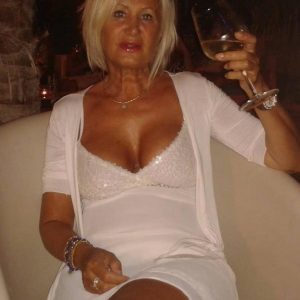 Isabelle - rencontre-Cougar-Rennes