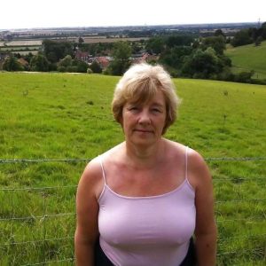 Déménagée à Moulins, personne à ken ce soir Fabiola - rencontre-MILF-Moulins