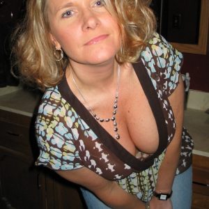 Maman surmenée qui cherche du lâcher-prise Réjane - rencontre-MILF-Nantes